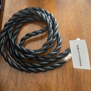 Girl With Curves black vegan leather belt XL/1X